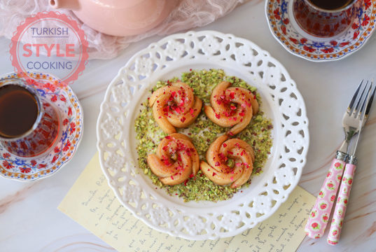Gül Tatlısı Recipe